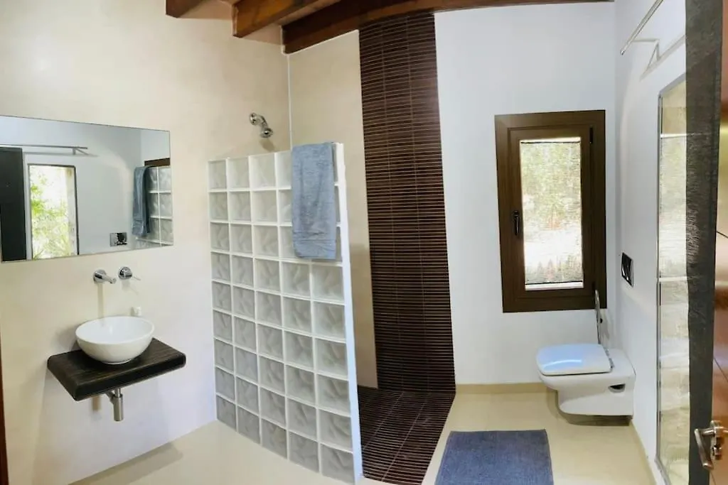 Stunning Country Villa With Panoramic Mountain Views Biniali