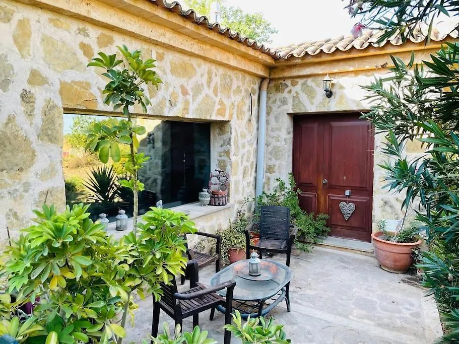 Stunning Country Villa With Panoramic Mountain Views Biniali